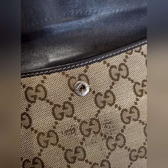 Gucci Monogram Heart Continental Long Wallet - Picture 10 of 17